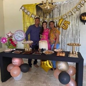 Meet your Posher, Anyi margarita